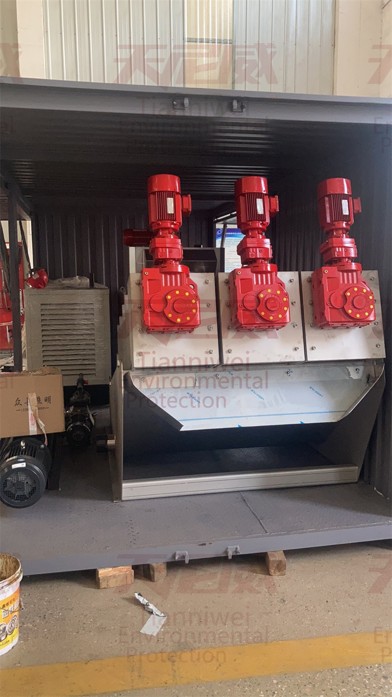 專業(yè)污泥清淤，沉淀池清淤，滲濾液清淤