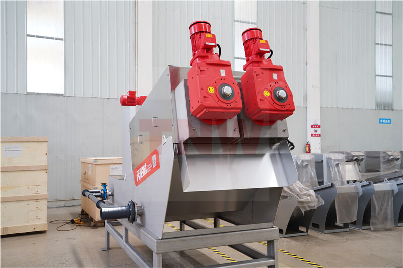 疊螺機(jī)在污泥處理中相比其他脫水設(shè)備優(yōu)勢